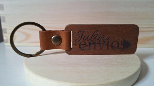 Porte-clés en bois carré